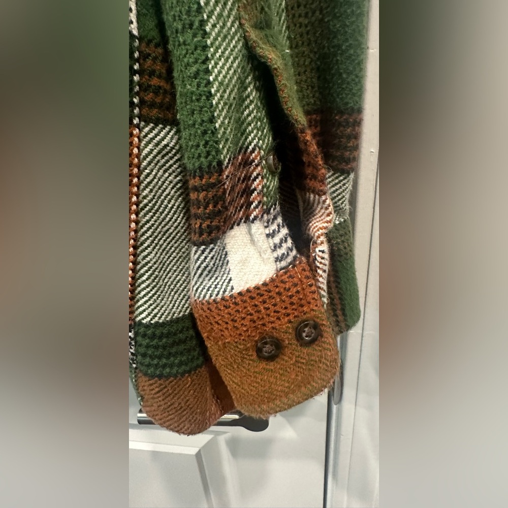 Men’s Angry Minnow Hamm’s Beer Fishing Club Brown/ Green Plaid Flannel- 2XL - Picture 12 of 16